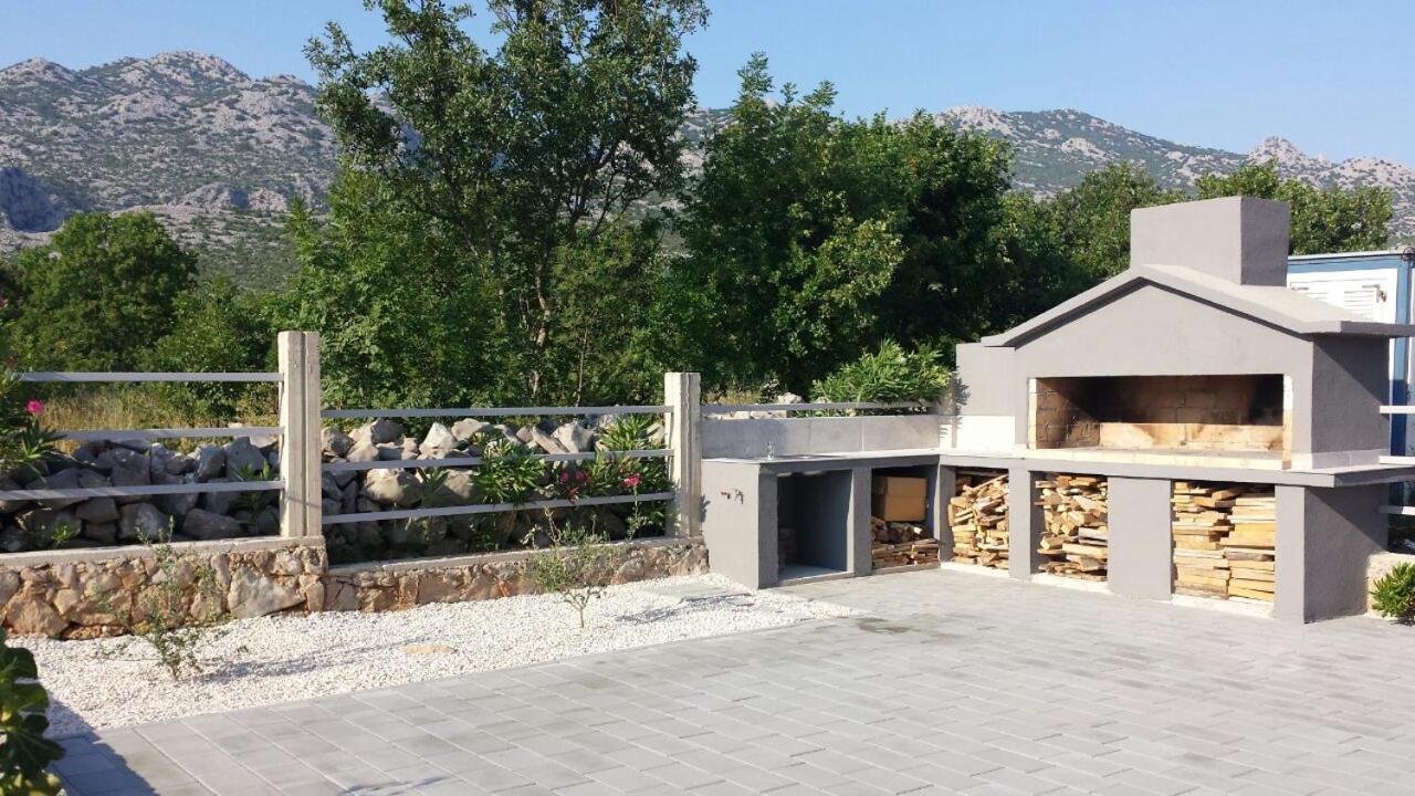 Zanic With Private Swimming Pool And Sea View Starigrad Paklenica