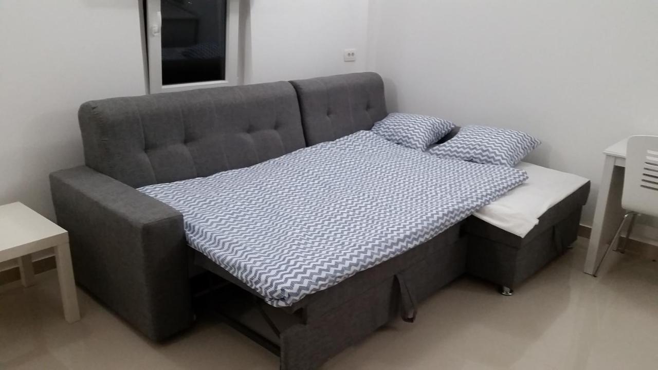 Apartment Zanic With Private Swimming Pool And Sea View *