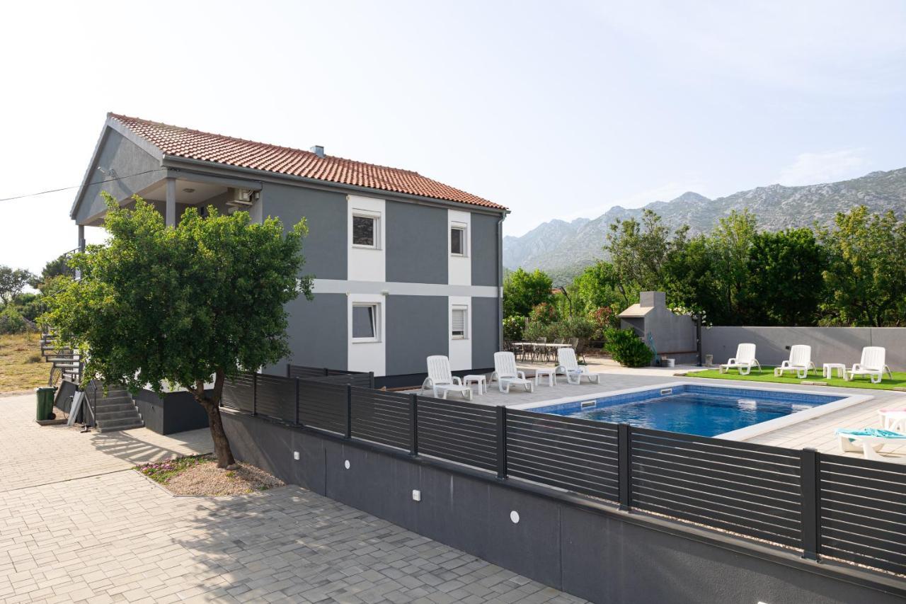 Zanic With Private Swimming Pool And Sea View Apartment