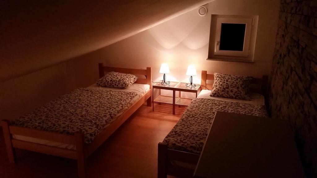 Apartment Zanic With Private Swimming Pool And Sea View Starigrad Paklenica