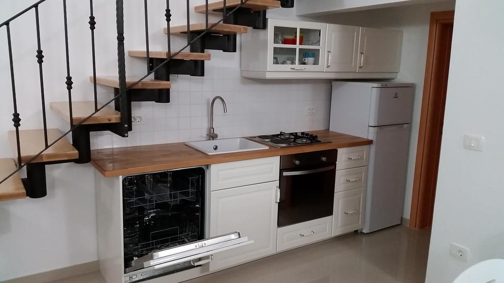 Apartment Zanic With Private Swimming Pool And Sea View Starigrad Paklenica