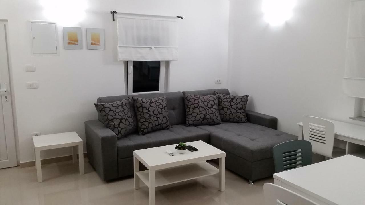 Zanic With Private Swimming Pool And Sea View Starigrad Paklenica