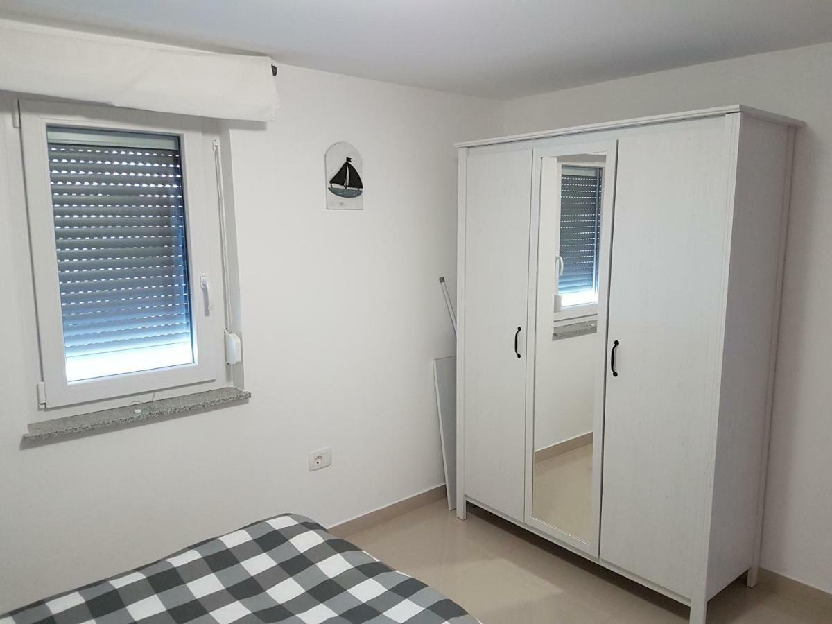 Zanic With Private Swimming Pool And Sea View Apartment *