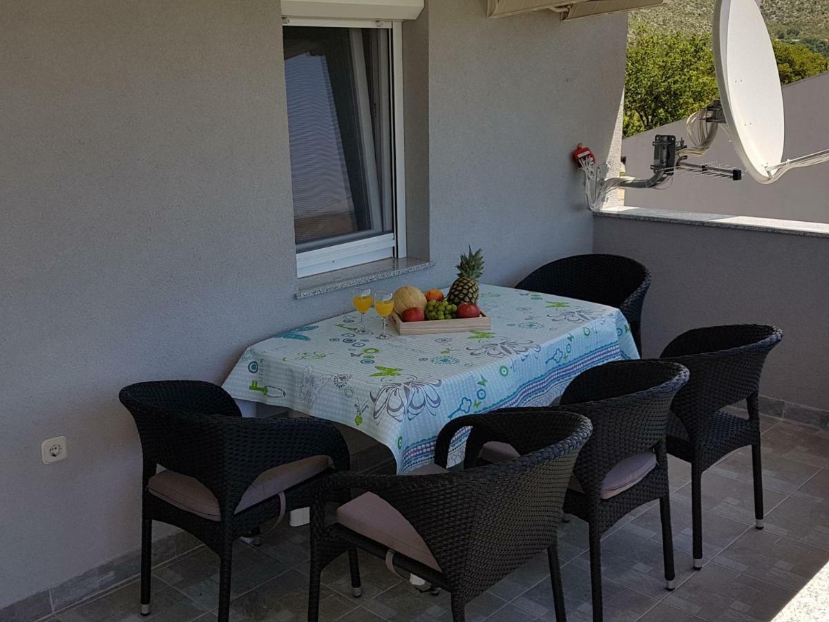 Zanic With Private Swimming Pool And Sea View * Starigrad Paklenica